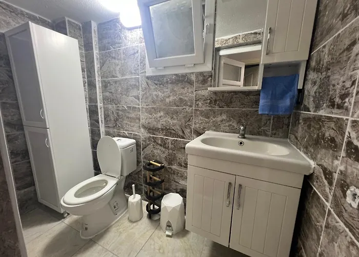 Cengiz Kendi Eviniz Gibi *